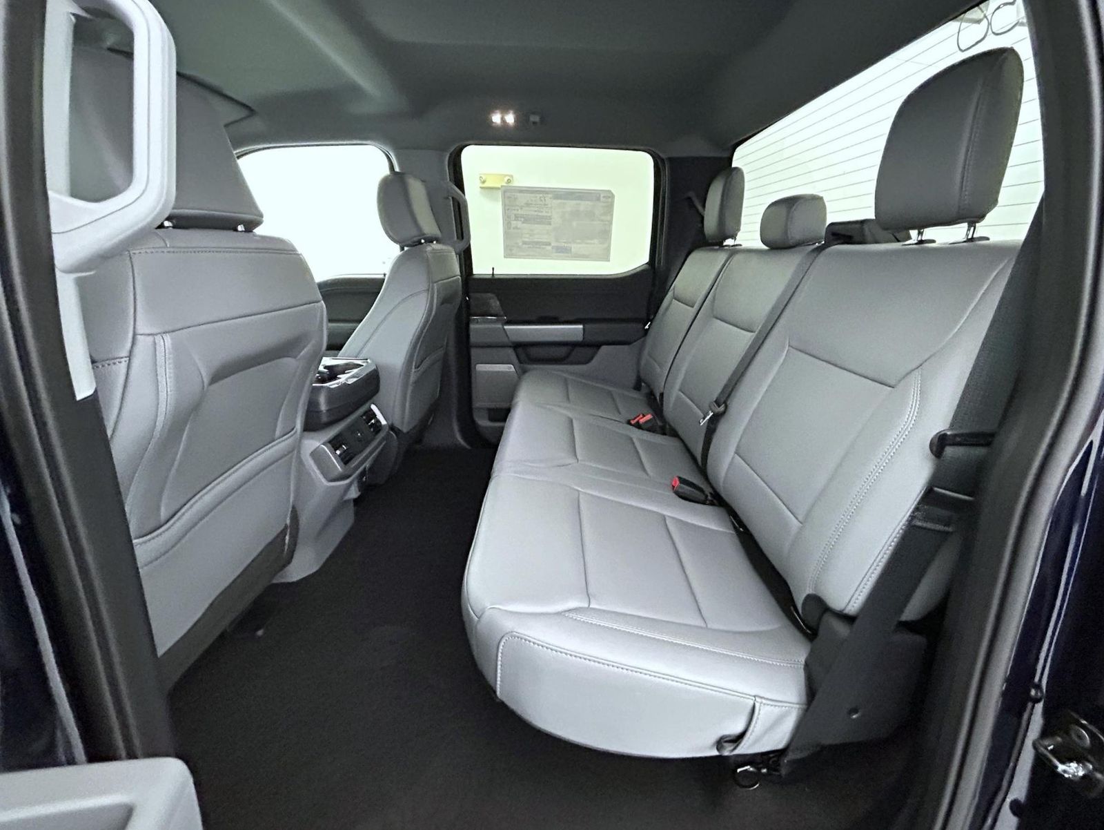2025 Ford F-150 Lightning photo 16