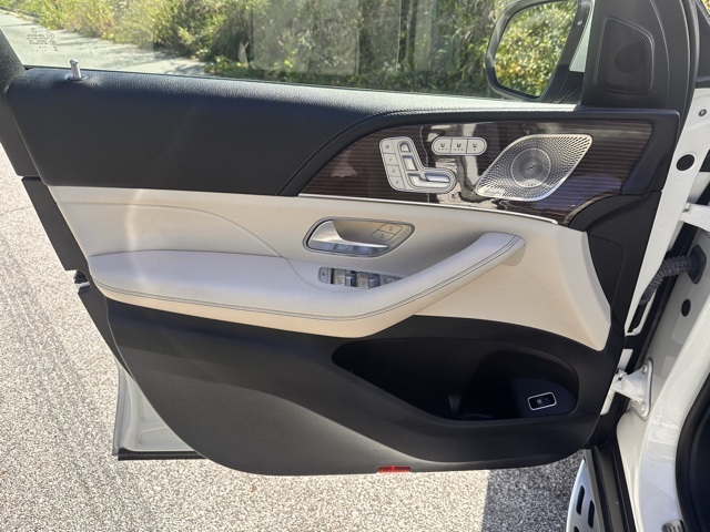 2022 Mercedes Benz GLS 450 4MATIC photo 10