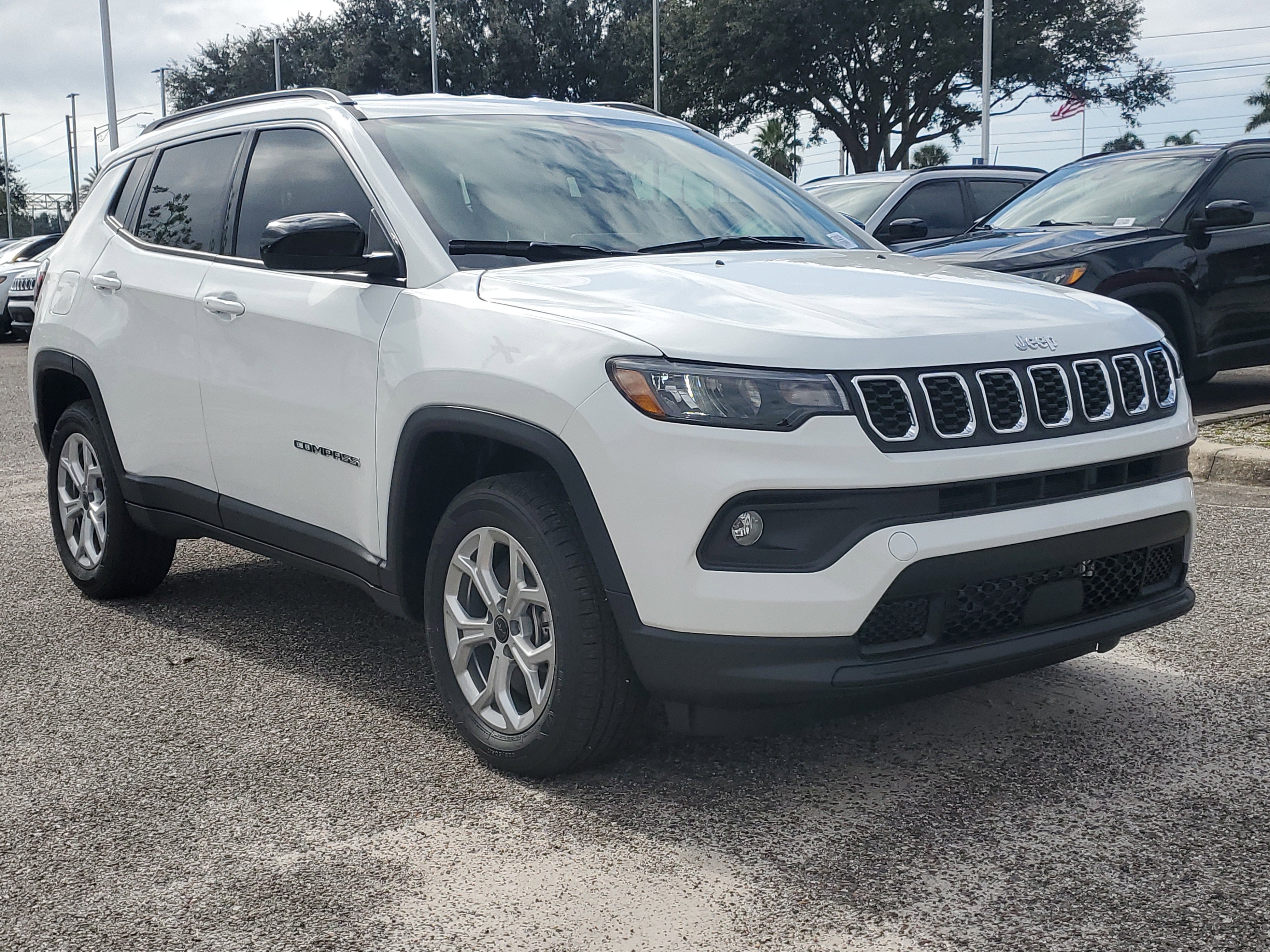 2026 Jeep Compass Latitude's photo