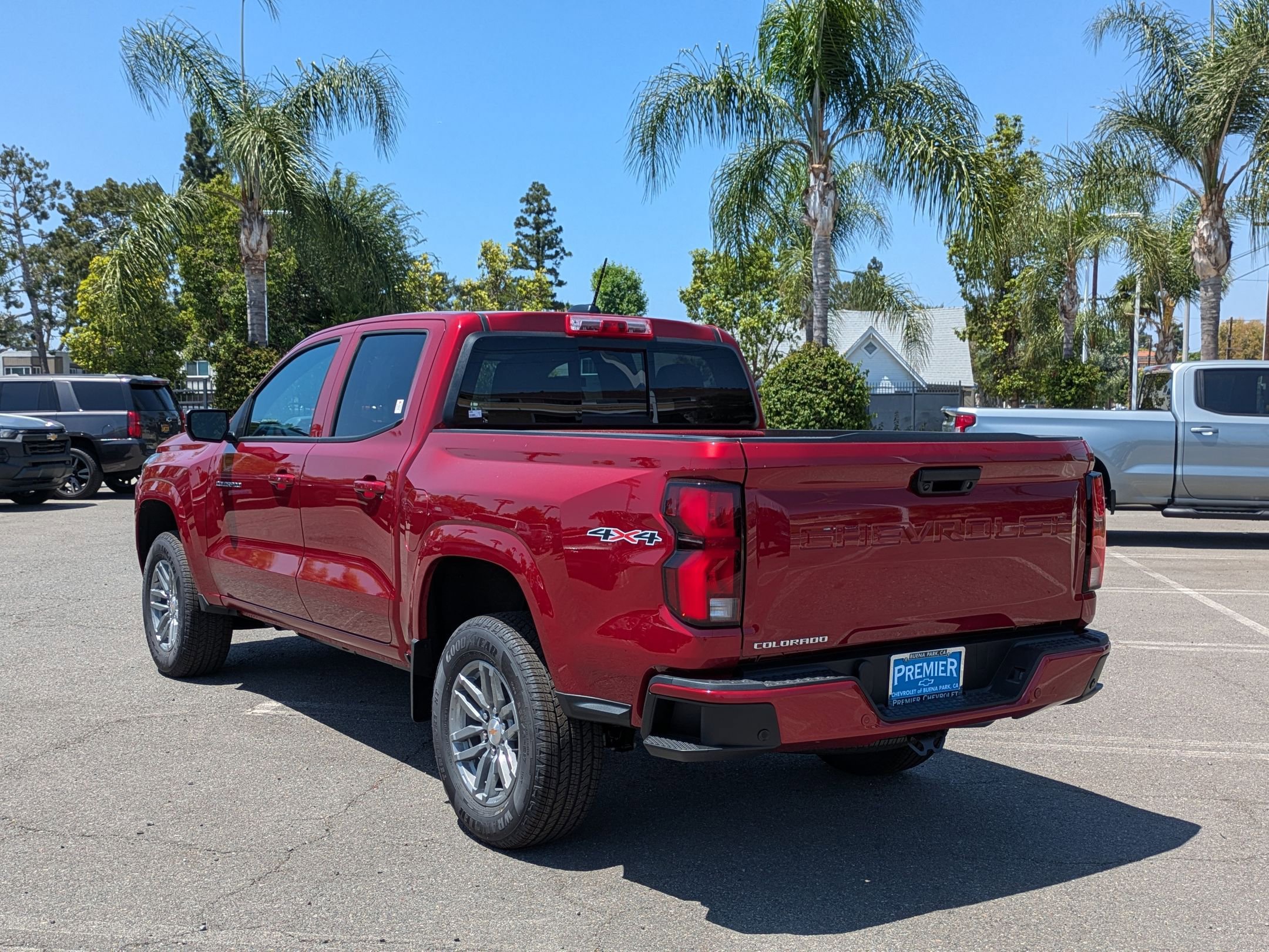 2025 Chevrolet Colorado Work Truck LT photo 3
