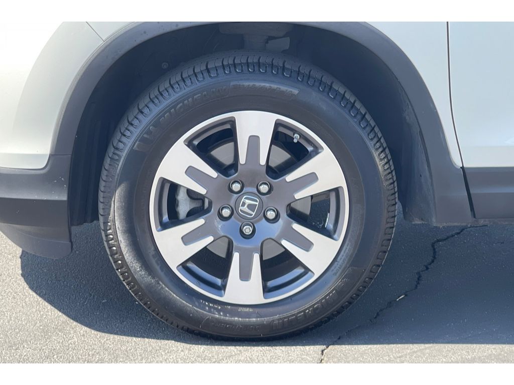 2019 Honda Ridgeline RTL-T photo 40