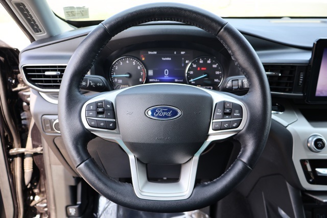 2022 Ford Explorer XLT photo 14
