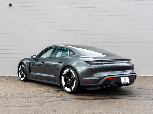 2025 Porsche Taycan 4S photo 3