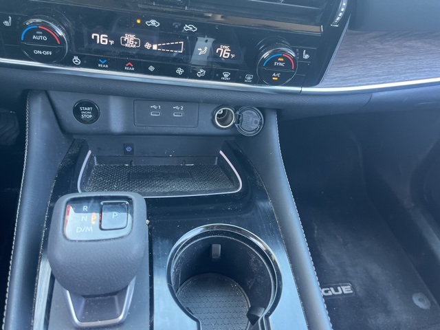 2024 Nissan Rogue Platinum photo 19