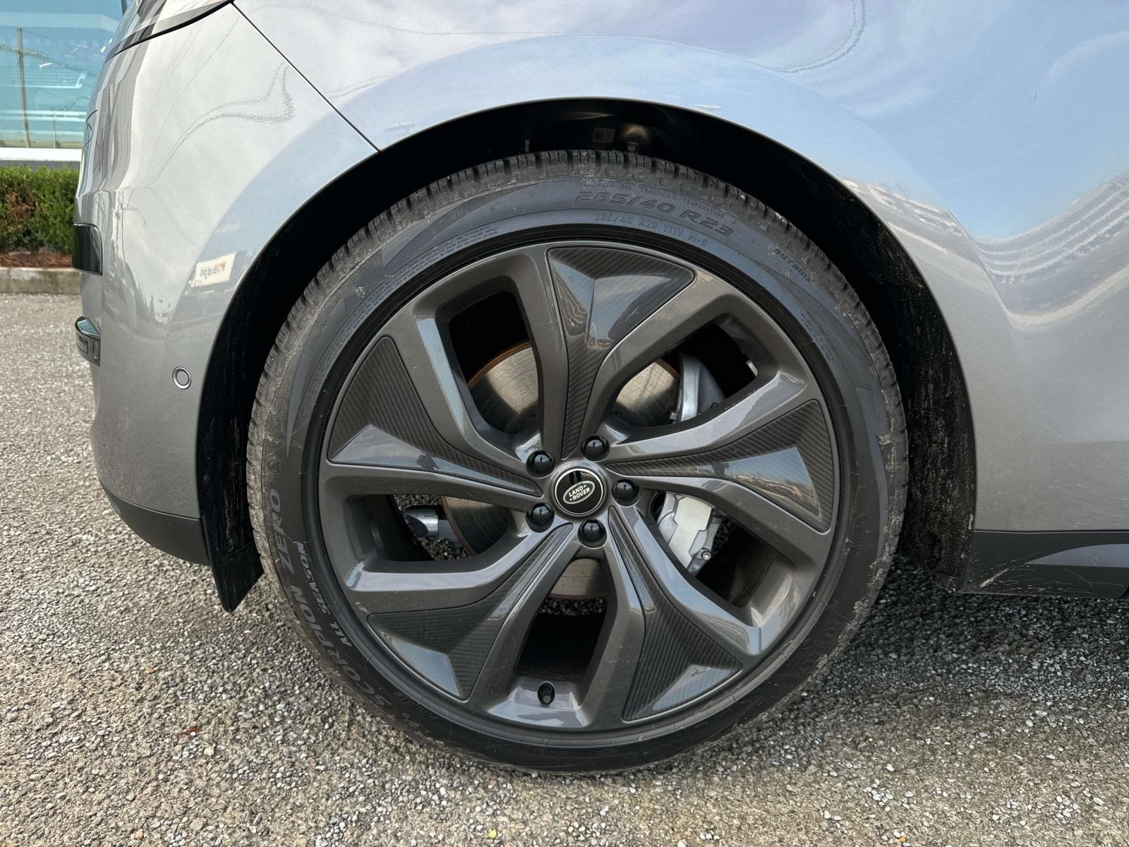 2024 Land Rover Range Rover Sport SE photo 3