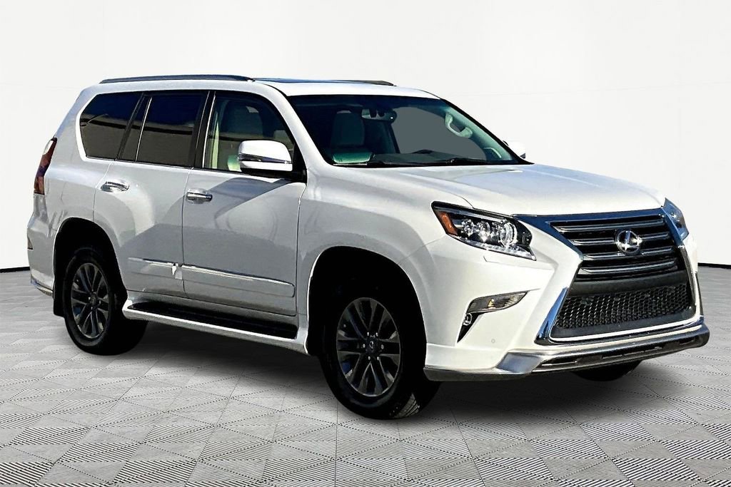 2017 Lexus GX Base's photo