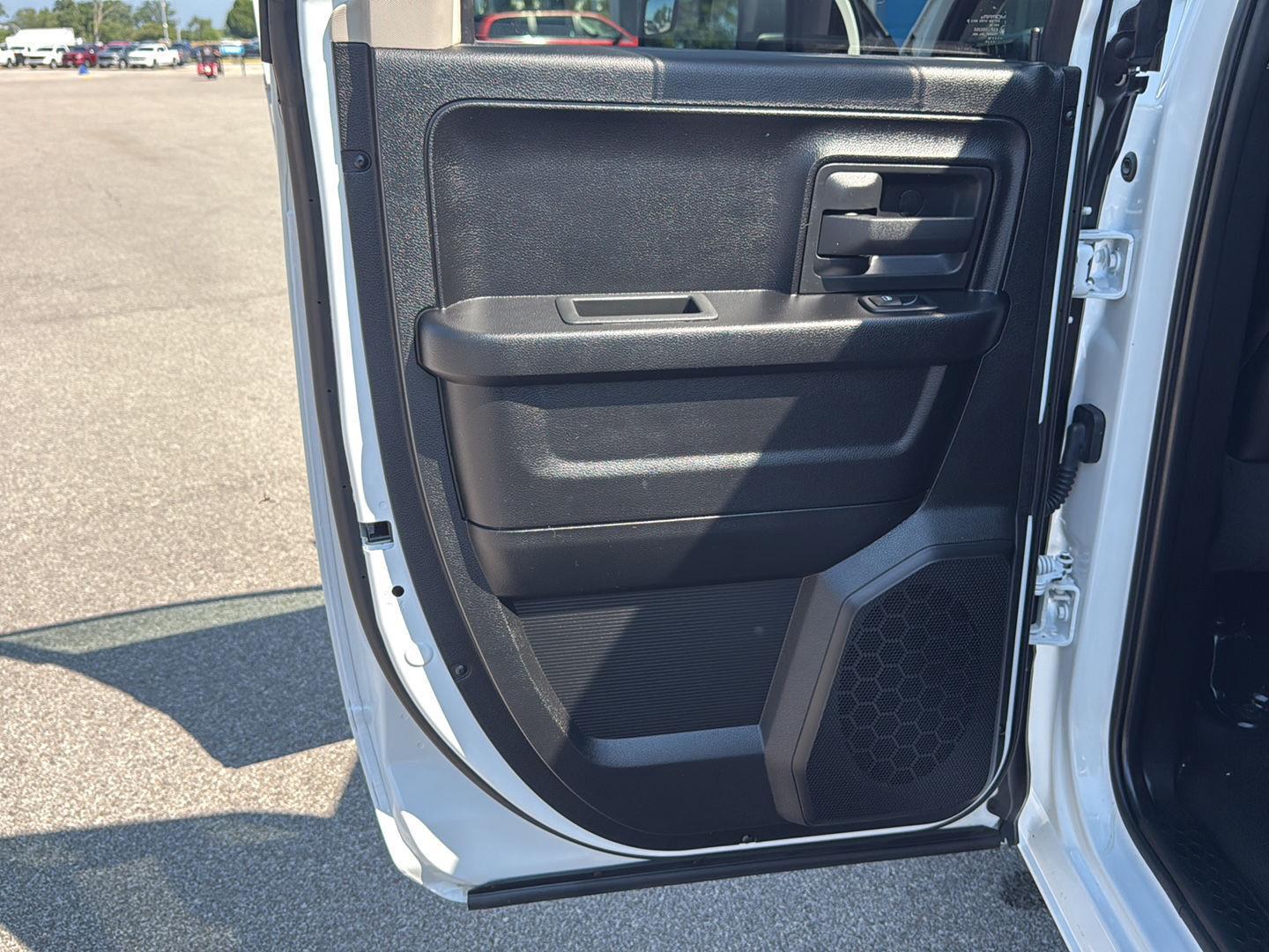 2022 Ram 1500 Classic Tradesman photo 19