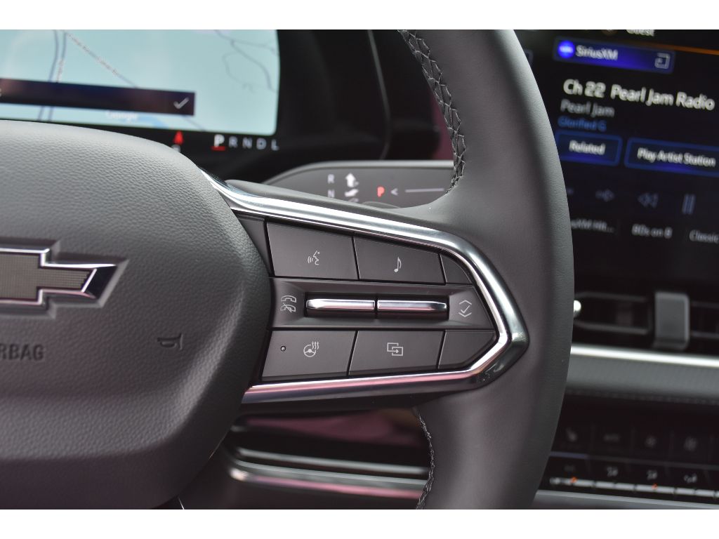 2026 Chevrolet Equinox photo 17