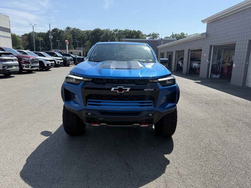 2024 Chevrolet Colorado ZR2 photo 2