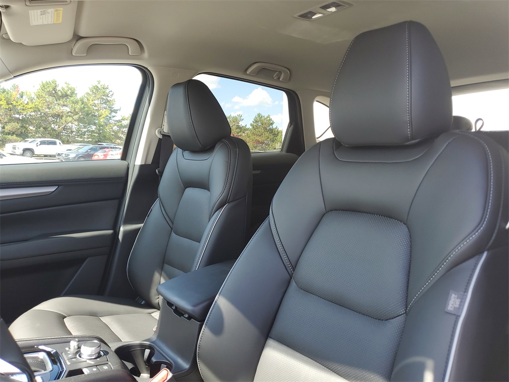 2025 Mazda CX-5 2.5 Select photo 8