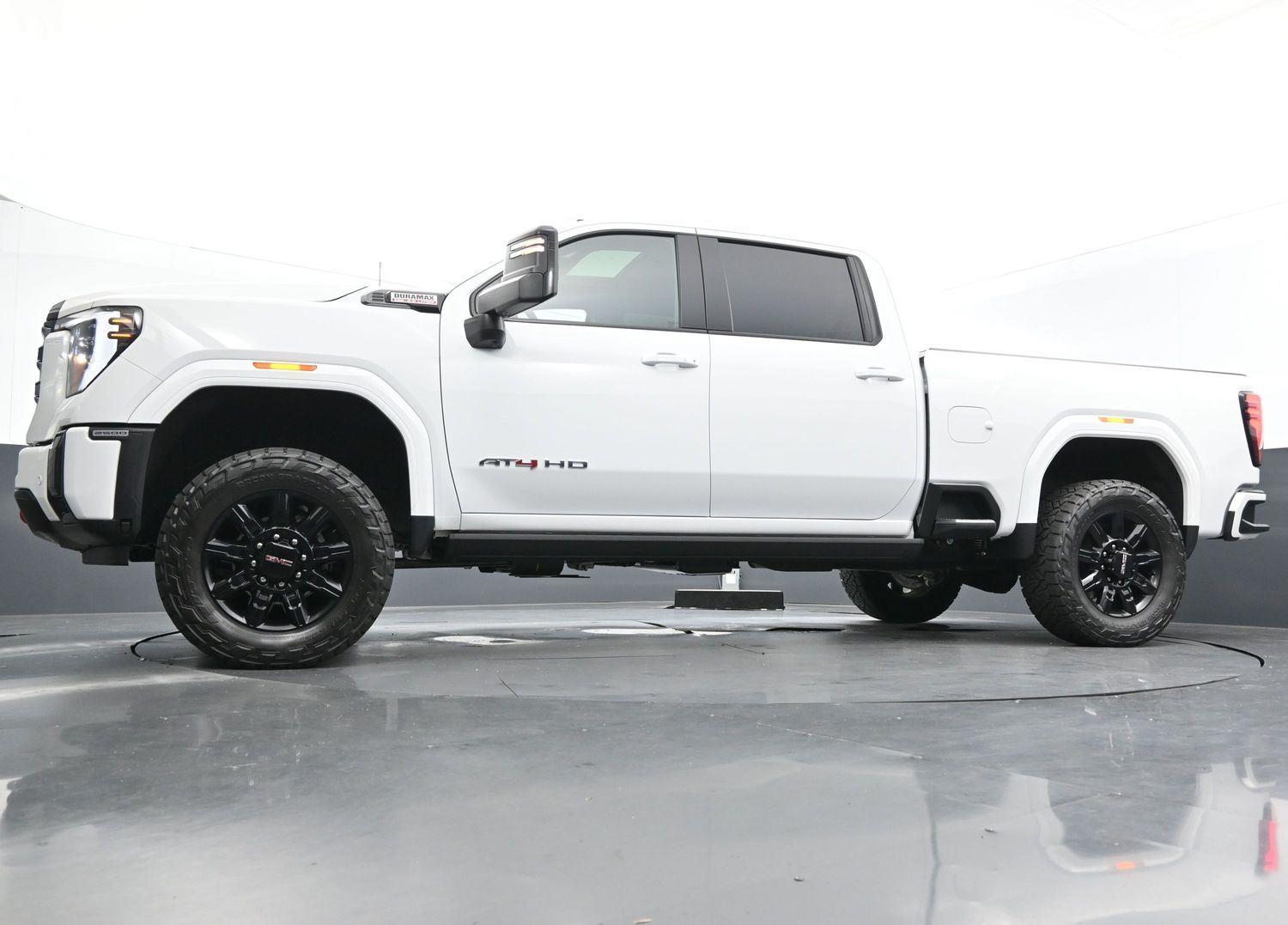 2025 Gmc Sierra HD AT4 photo 47