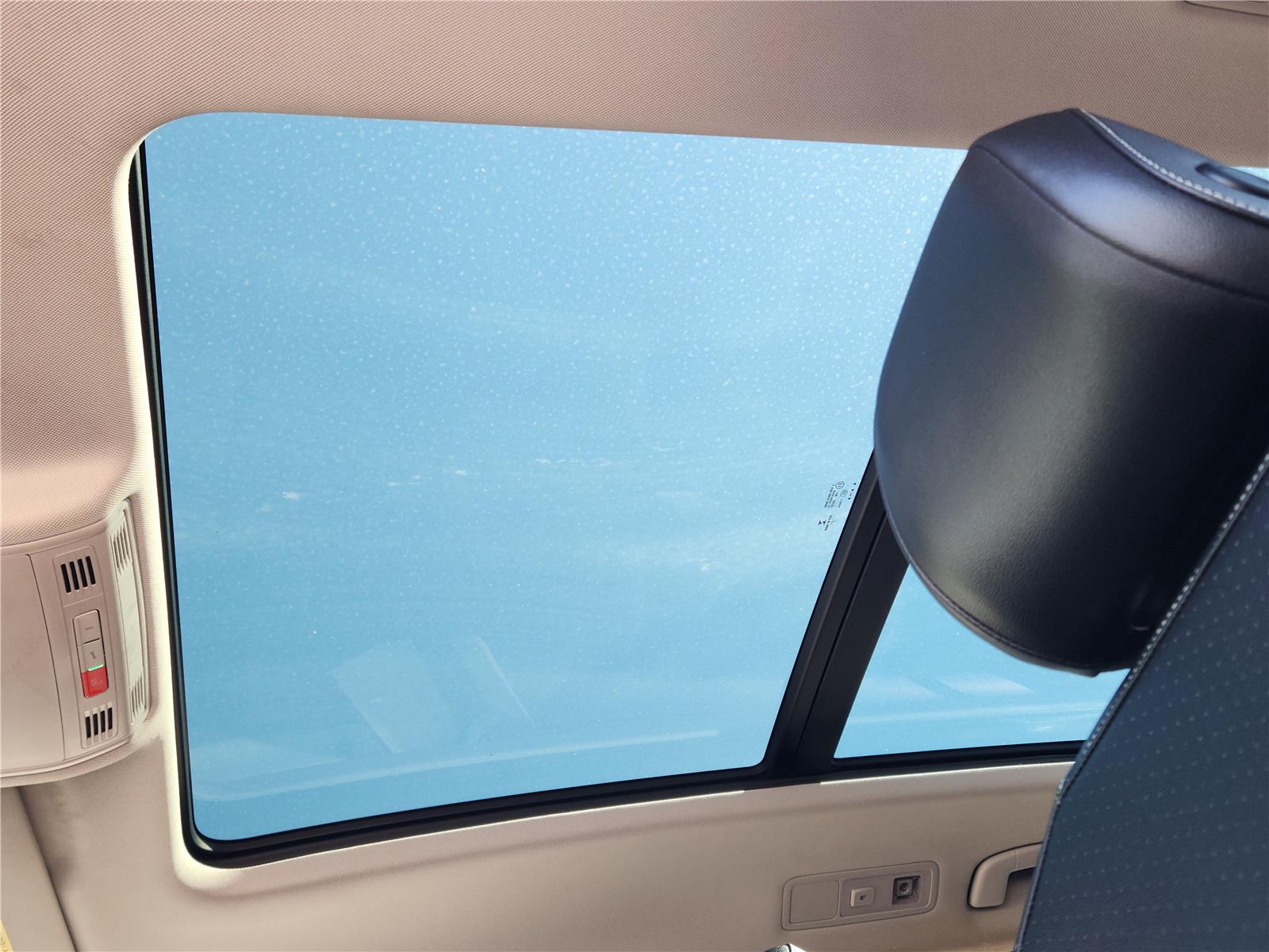 2021 Volkswagen Tiguan SE photo 12