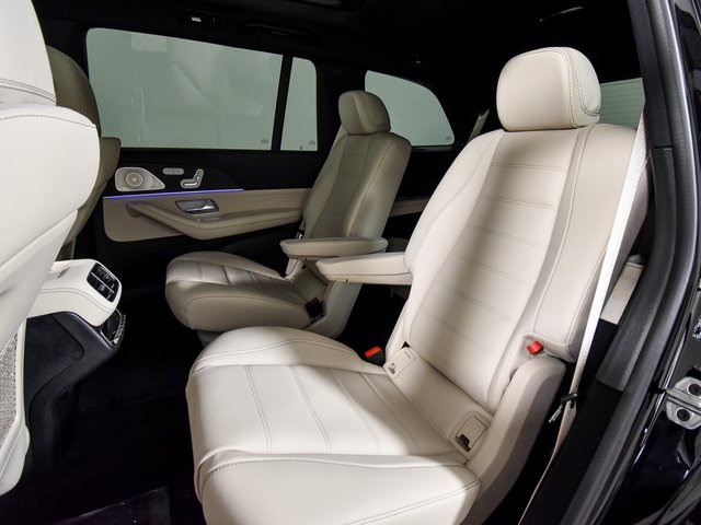 2026 Mercedes Benz GLS 580 4MATIC photo 32