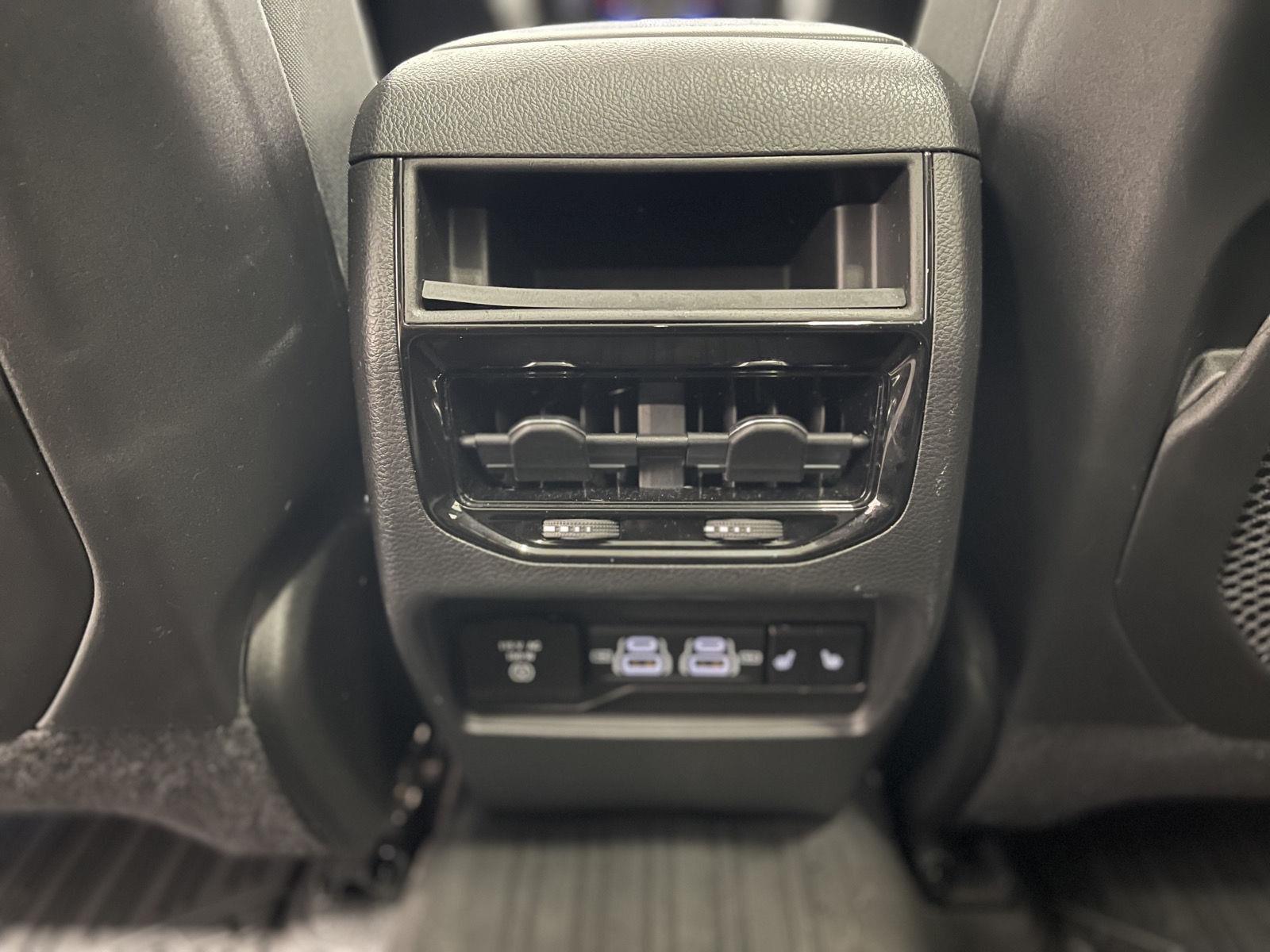 2022 Jeep Grand Cherokee Limited photo 14
