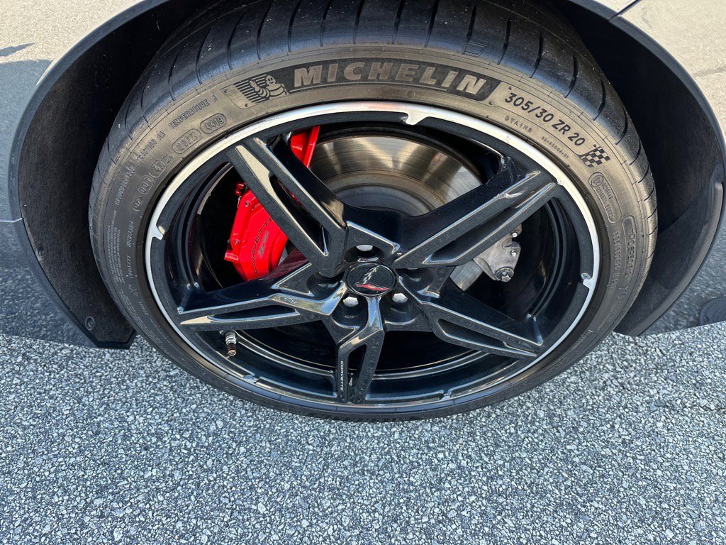 2020 Chevrolet Corvette 3LT photo 9