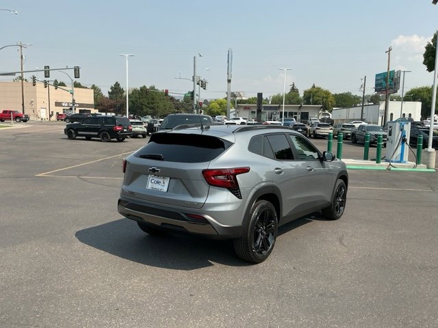 2025 Chevrolet Trax ACTIV photo 3