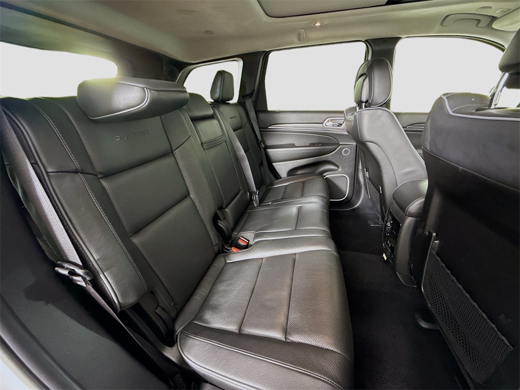 2021 Jeep Grand Cherokee Summit photo 25