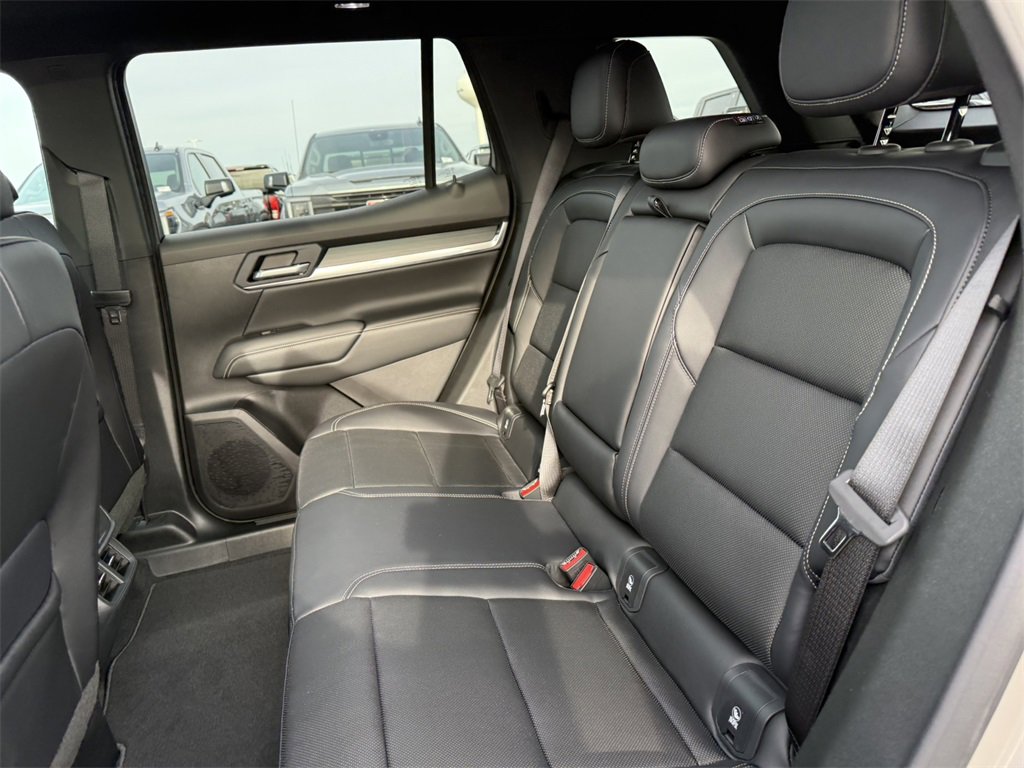 2026 GMC TERRAIN - Image 32