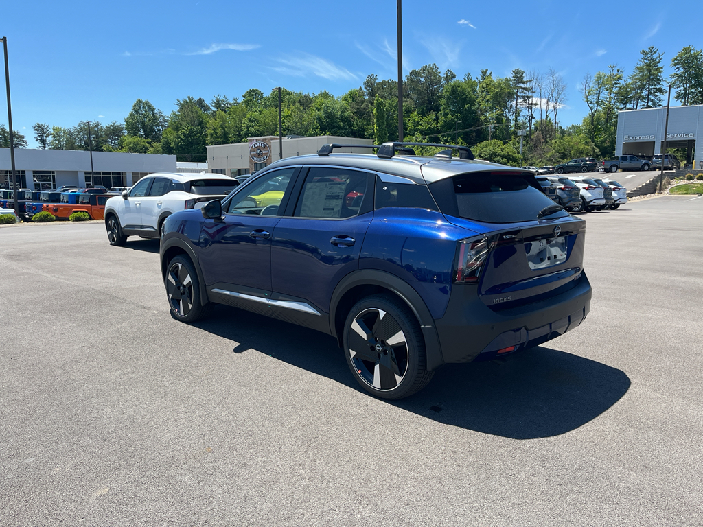 2025 Nissan Kicks SR photo 4