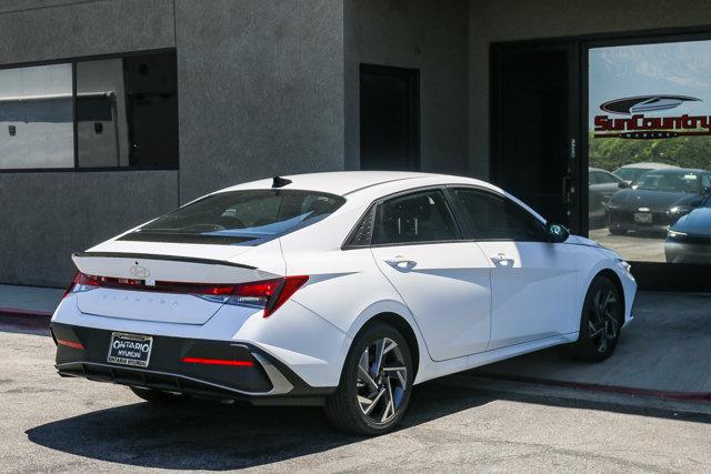 New 2025 Serenity White Hyundai SEL Sport image 36