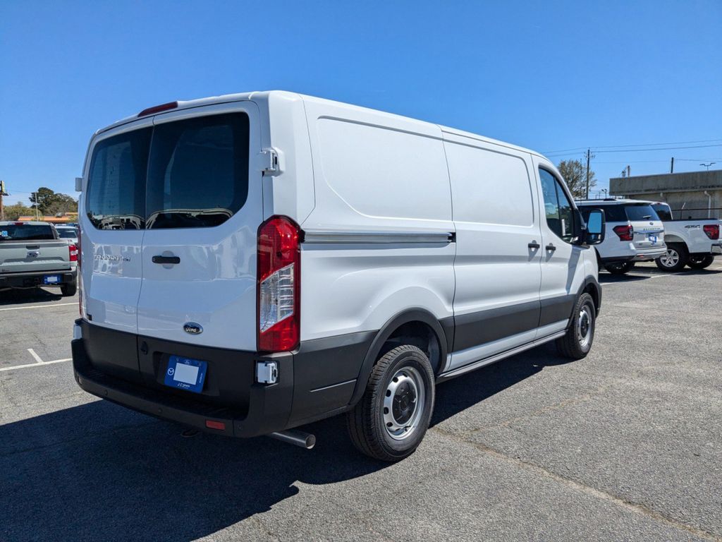 2025 Ford Transit photo 3