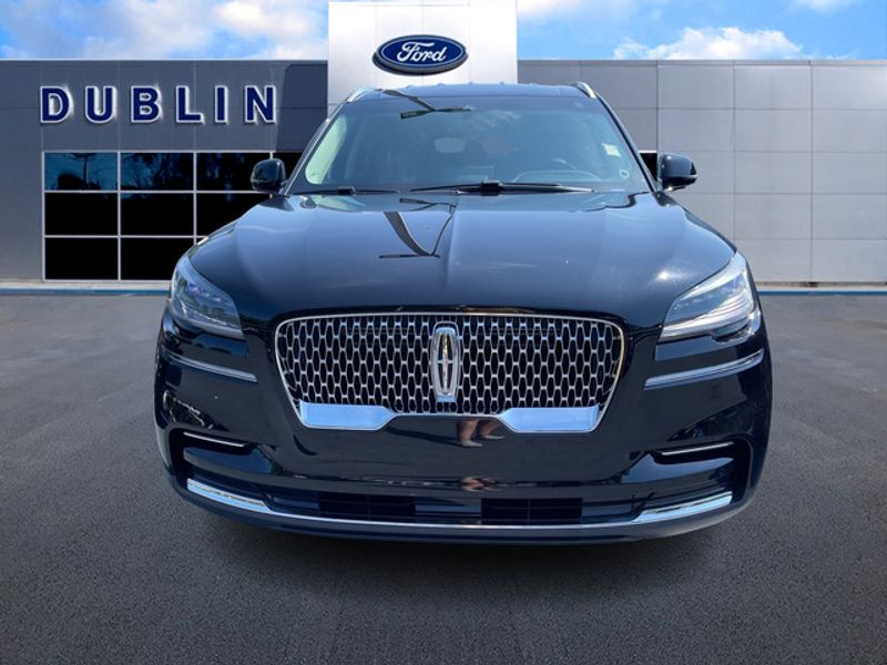 2024 Lincoln Aviator Premiere photo 2