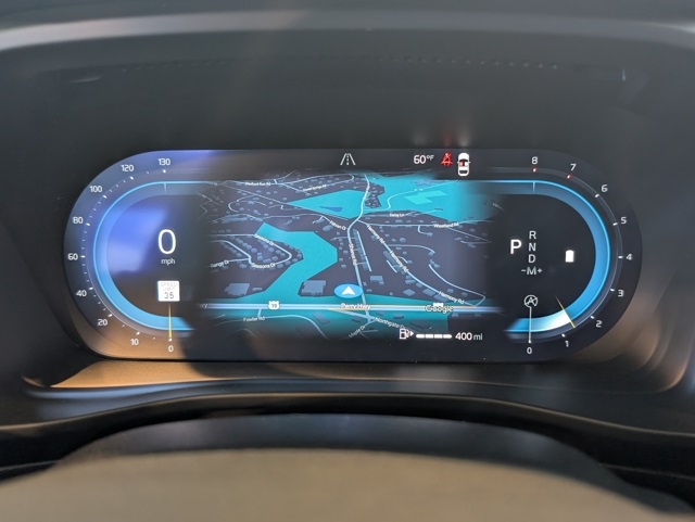 2025 Volvo XC40 photo 12