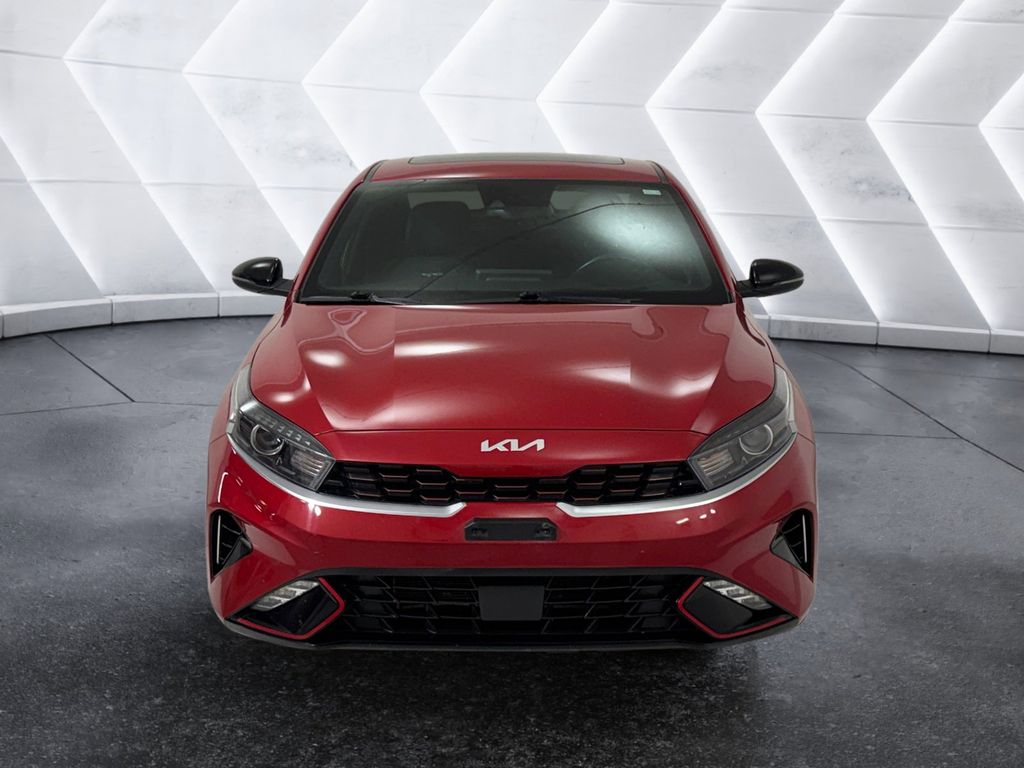 2024 Kia Forte GT-Line photo 2