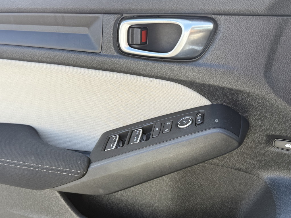 2022 Honda Civic LX photo 16