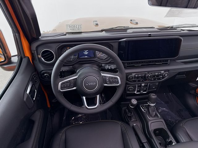 2025 Jeep Wrangler Sahara photo 21
