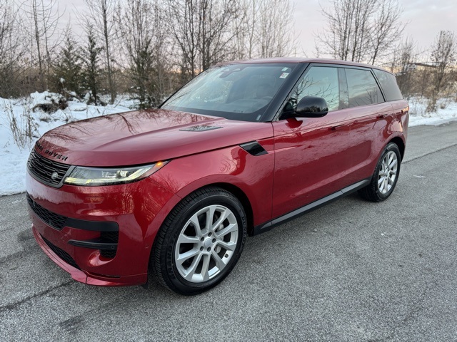 2025 Land Rover Range Rover Sport SE's photo