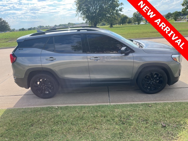 2020 Gmc Terrain SLE photo 2