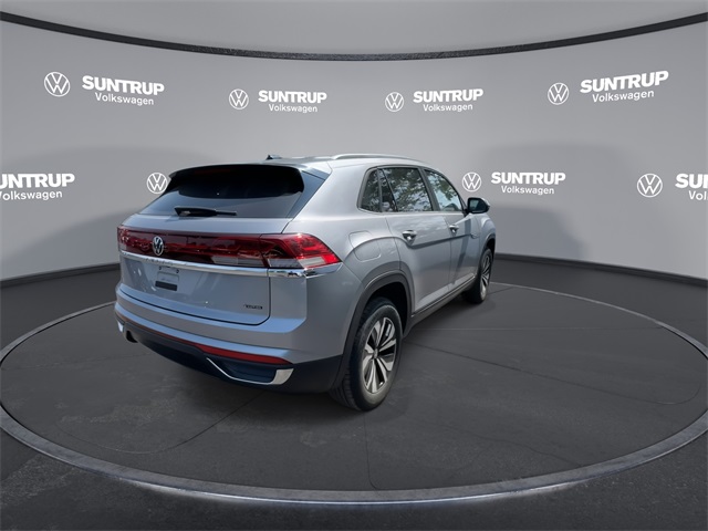 2026 Volkswagen Atlas Cross Sport SE photo 11