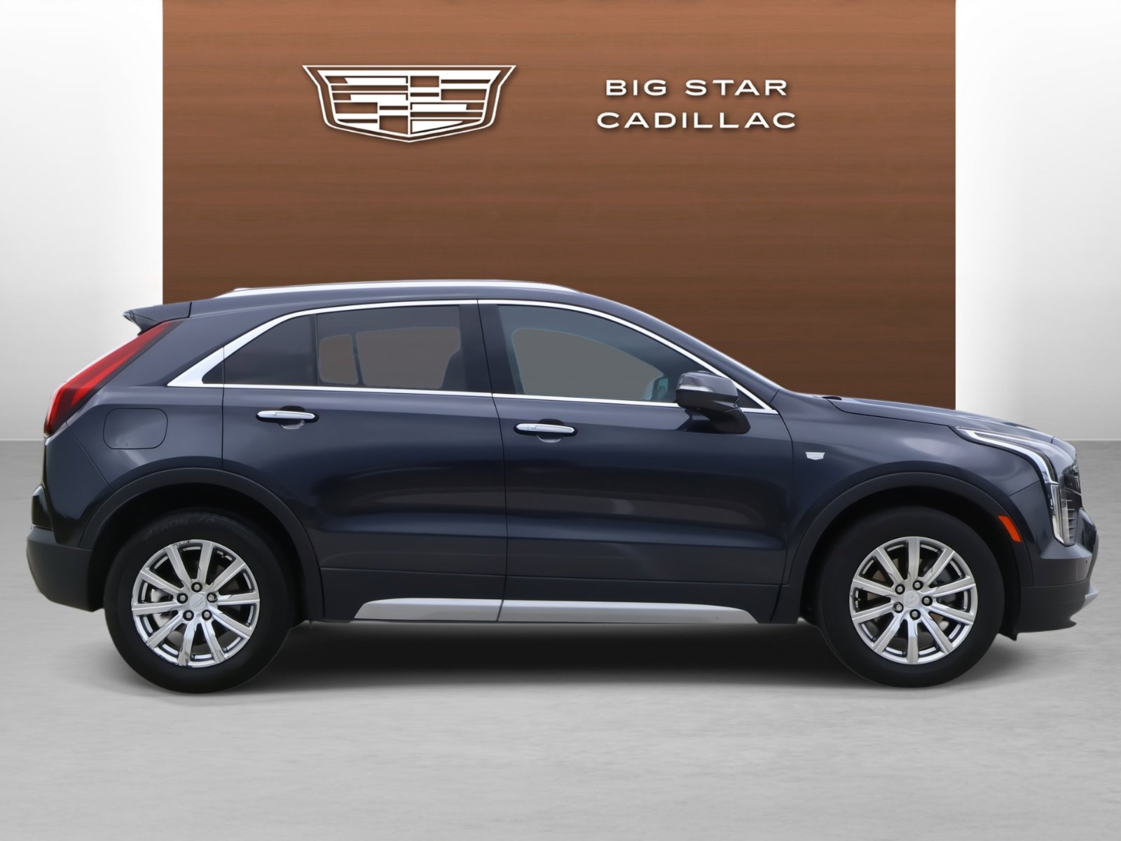 2022 Cadillac XT4 Premium Luxury photo 5