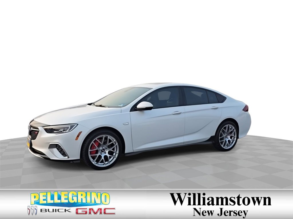 2018 Buick Regal Sportback GS photo 4
