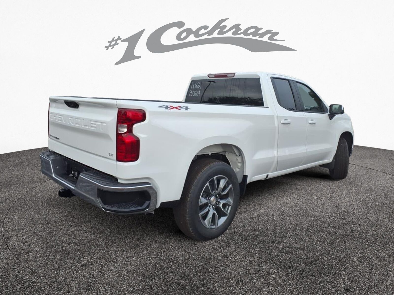 2025 Chevrolet Silverado 1500 LT photo 3