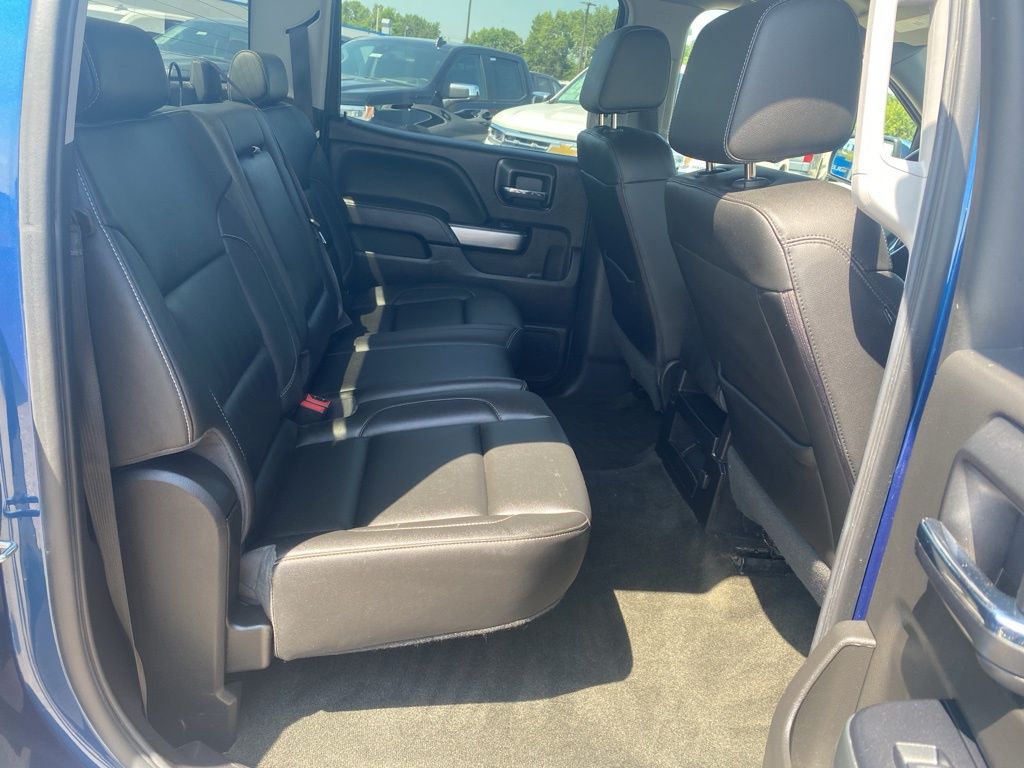 2018 Chevrolet Silverado 1500 LT photo 15