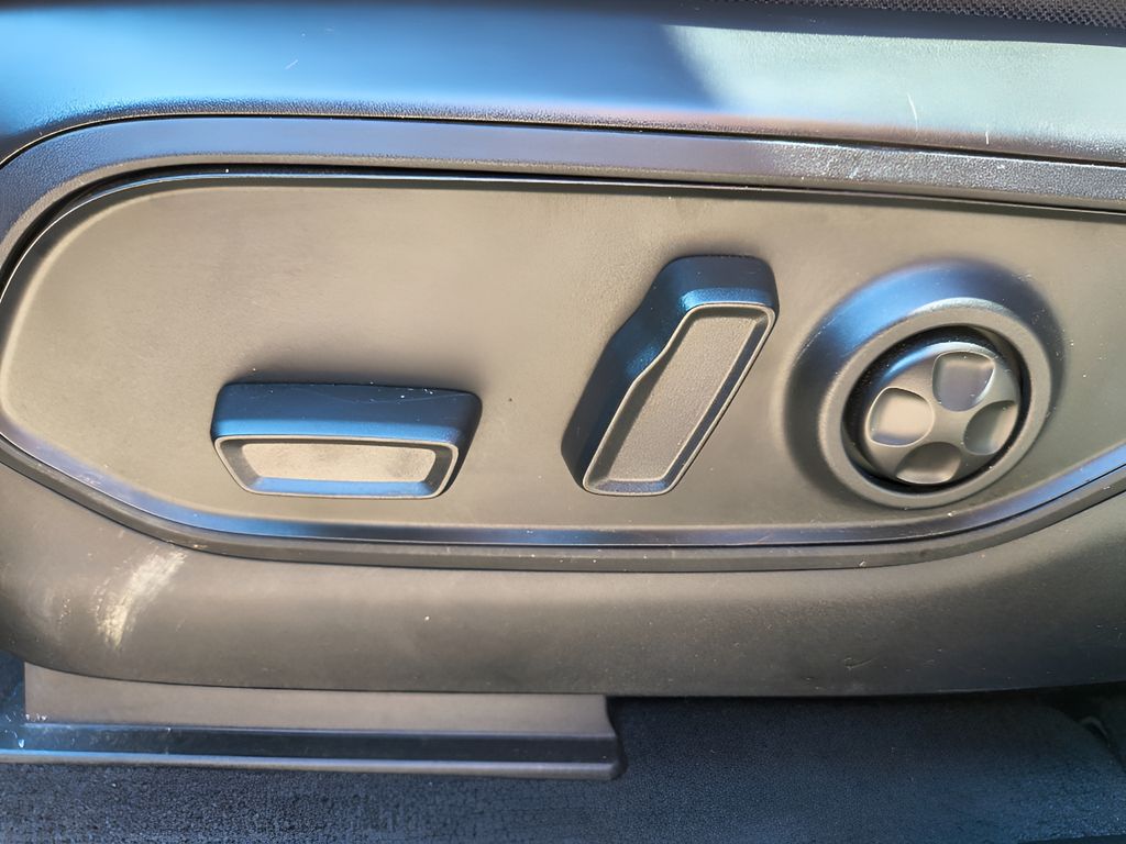 2022 Jeep Grand Cherokee Limited photo 17