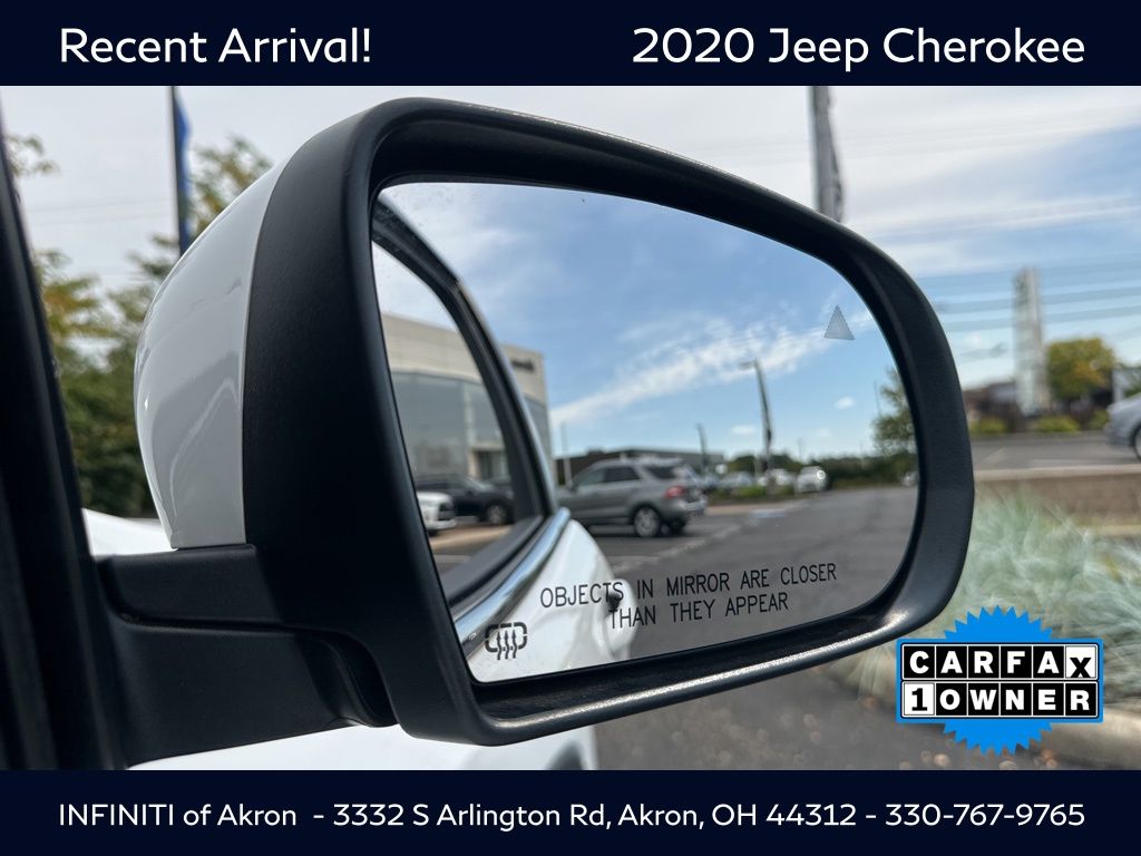 2020 Jeep Cherokee Latitude photo 23