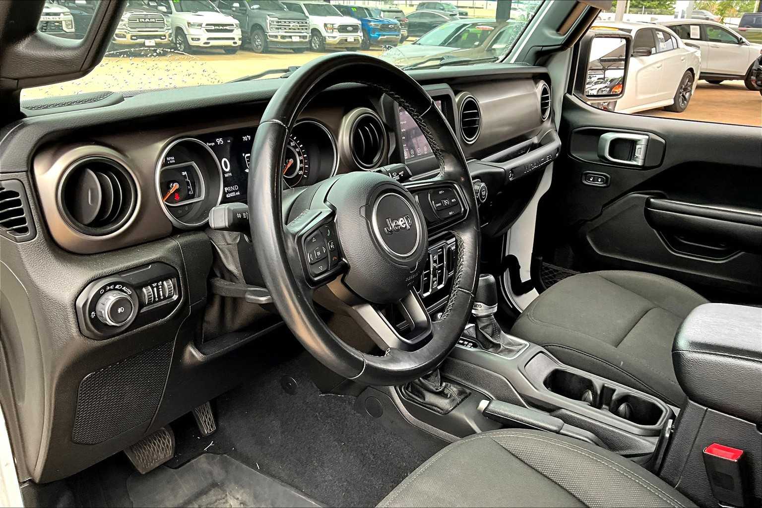 2020 Jeep Wrangler Unlimited Willys photo 30