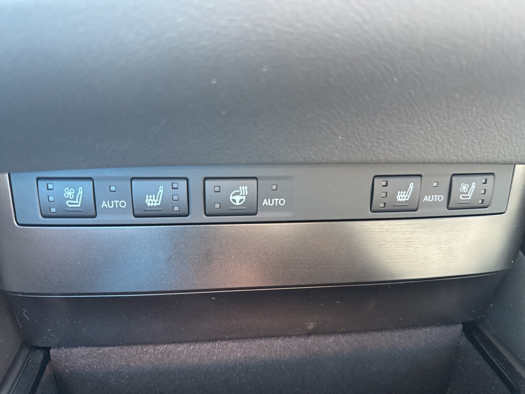 2024 Lexus ES 350 Premium photo 11