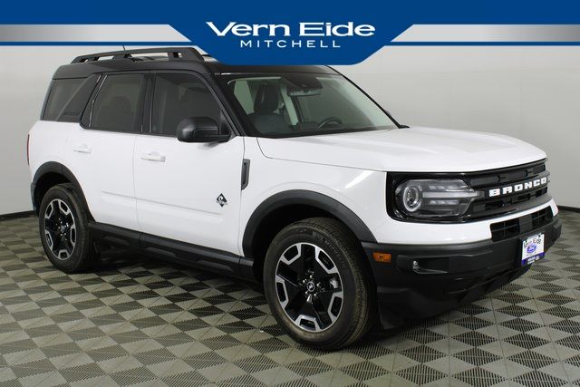 2023 Ford Bronco Sport Outer Banks's photo