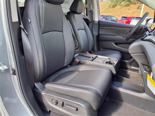 2026 Honda Odyssey EX-L photo 3