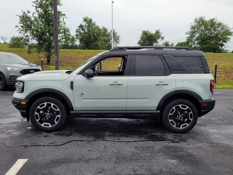 2024 Ford Bronco Sport Outer Banks photo 4