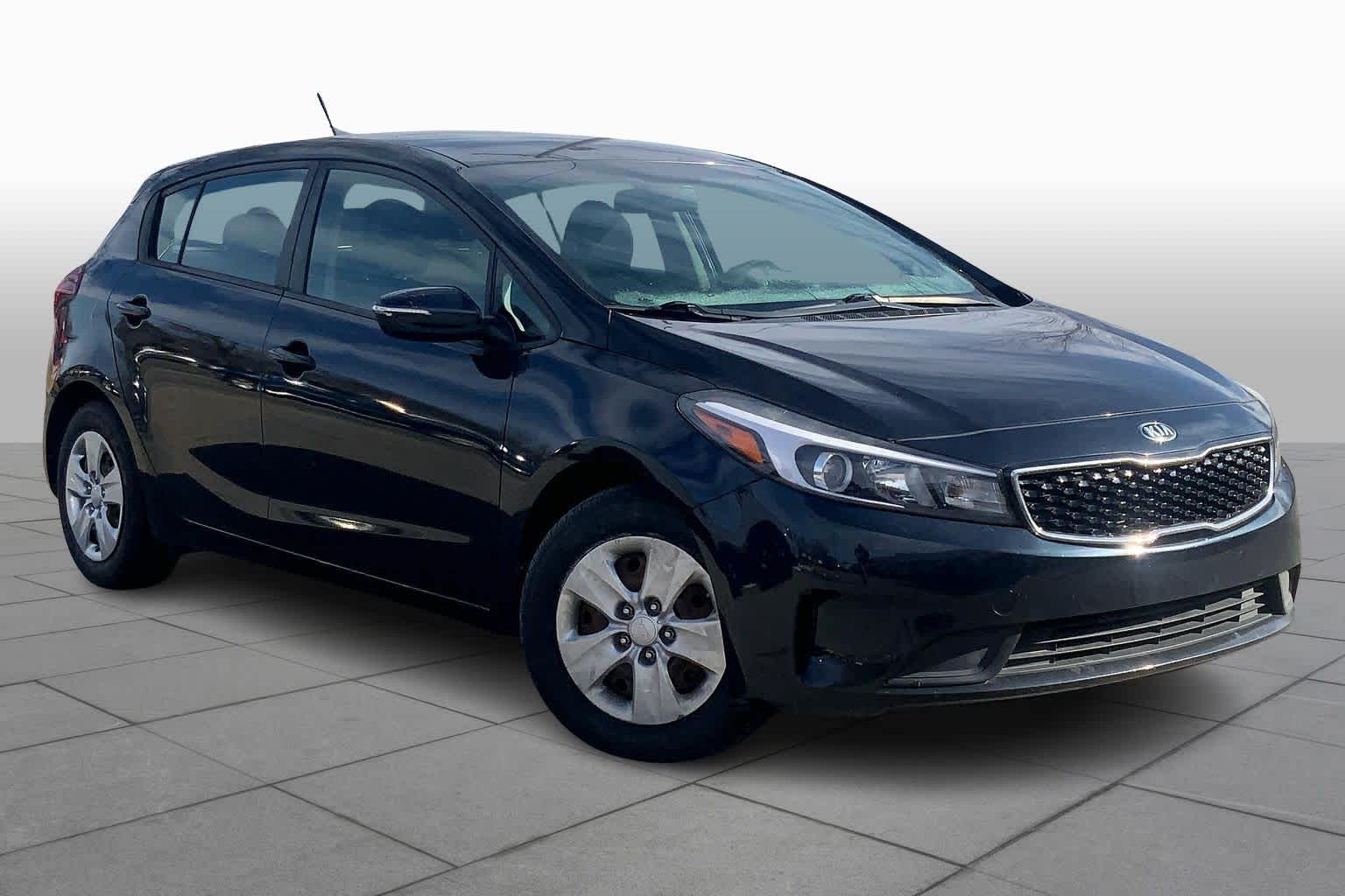 Used 2018 Kia Forte5 LX with VIN KNAFK5A84J5773688 for sale in Kansas City
