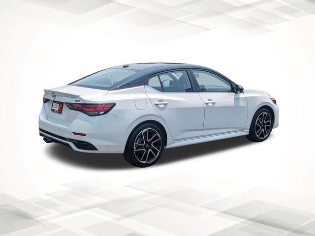 2025 Nissan Sentra SR photo 3