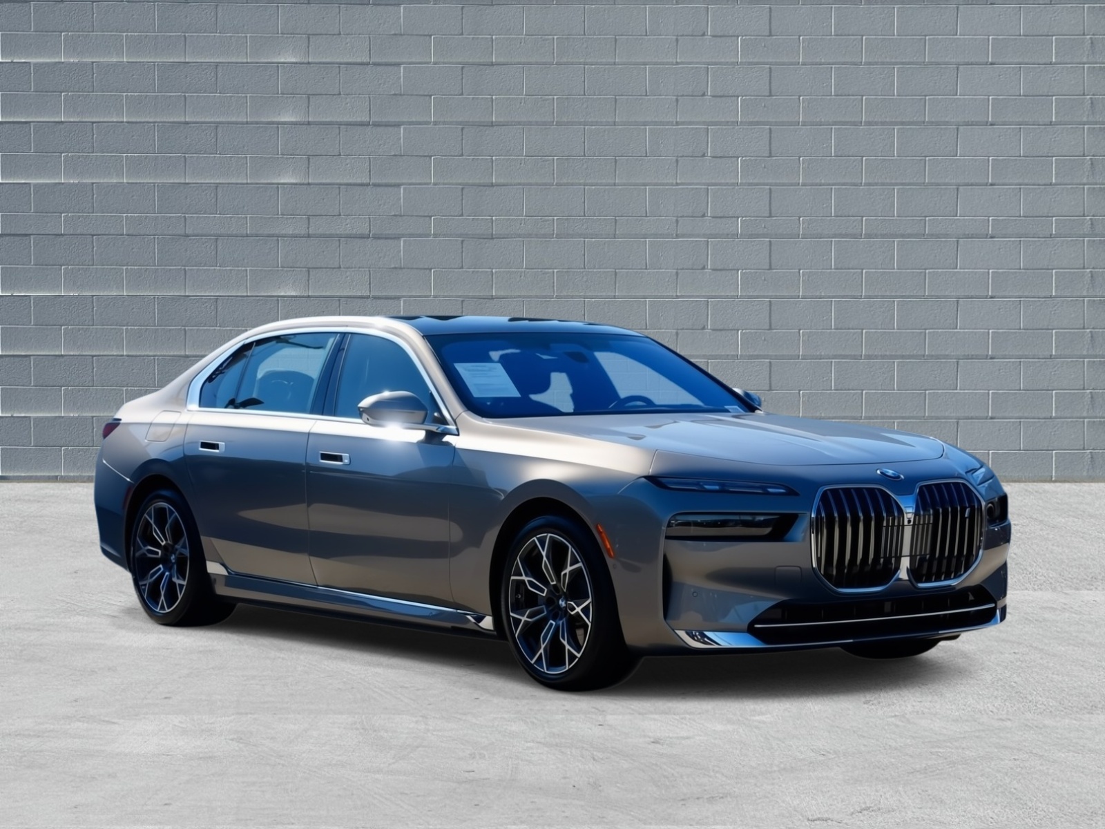 2025 BMW i7 60's photo