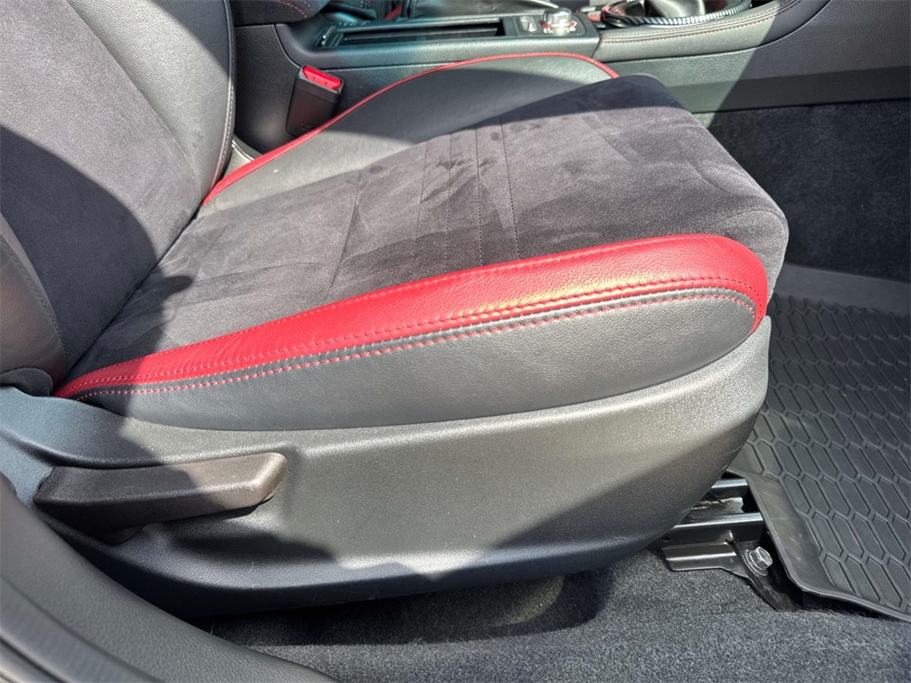 2020 Subaru WRX STI photo 9