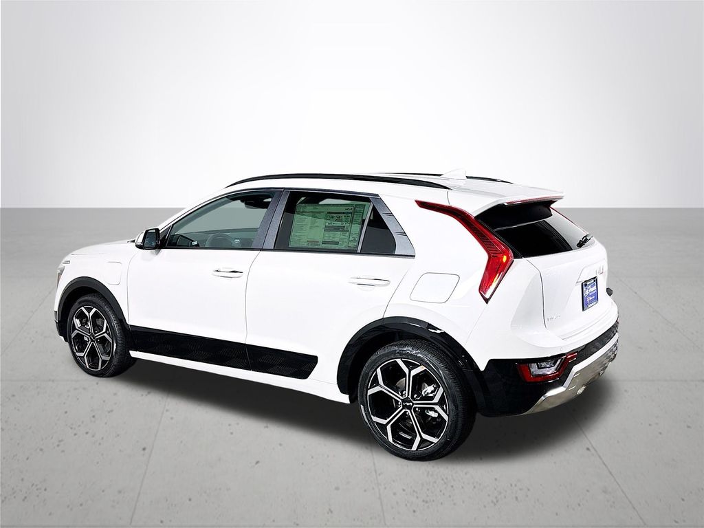 2025 Kia Niro Plug-In Hybrid SX Touring photo 7