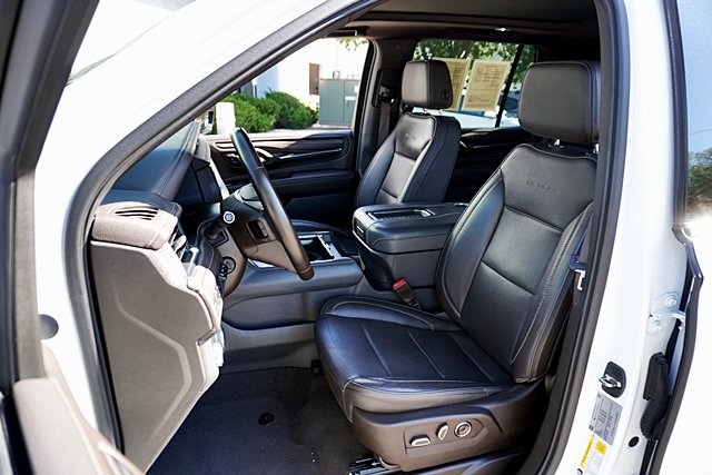 2023 Gmc Yukon Denali photo 13